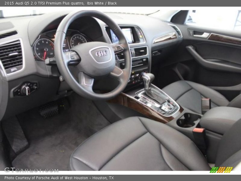 Ibis White / Black 2015 Audi Q5 2.0 TFSI Premium Plus quattro
