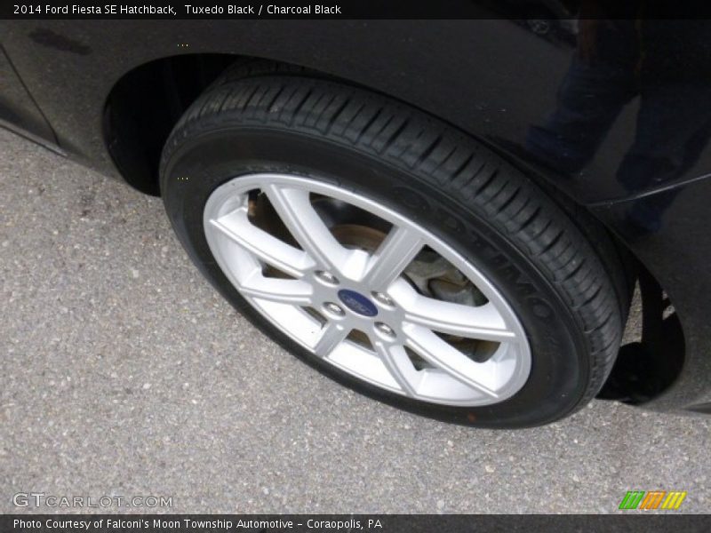 Tuxedo Black / Charcoal Black 2014 Ford Fiesta SE Hatchback