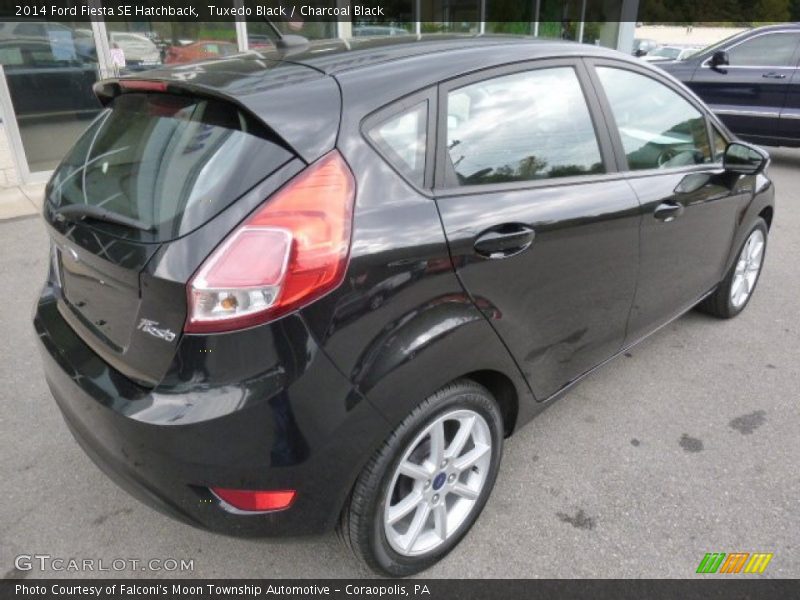 Tuxedo Black / Charcoal Black 2014 Ford Fiesta SE Hatchback