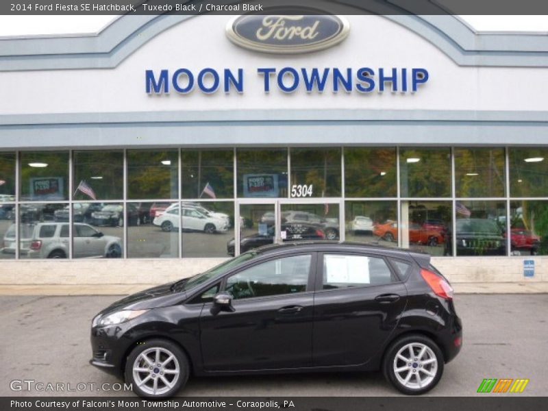 Tuxedo Black / Charcoal Black 2014 Ford Fiesta SE Hatchback