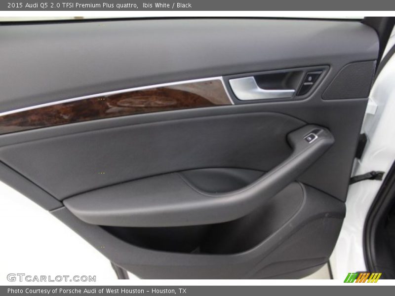 Ibis White / Black 2015 Audi Q5 2.0 TFSI Premium Plus quattro