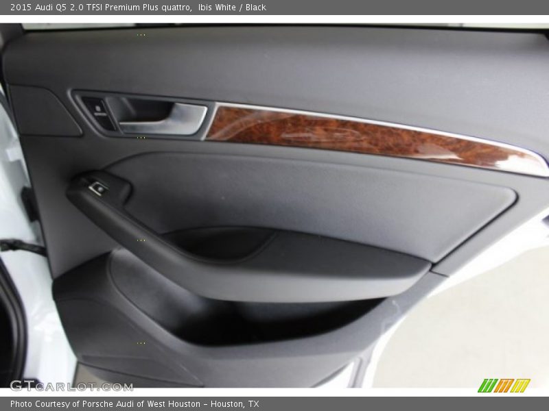 Ibis White / Black 2015 Audi Q5 2.0 TFSI Premium Plus quattro