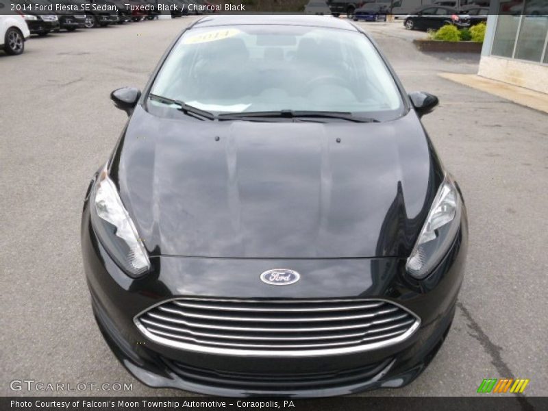 Tuxedo Black / Charcoal Black 2014 Ford Fiesta SE Sedan