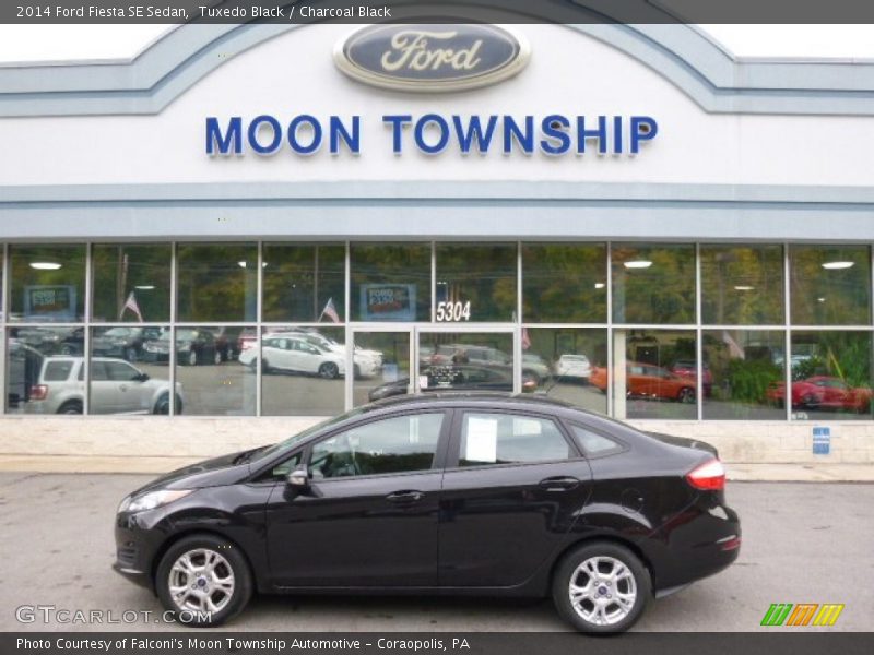 Tuxedo Black / Charcoal Black 2014 Ford Fiesta SE Sedan