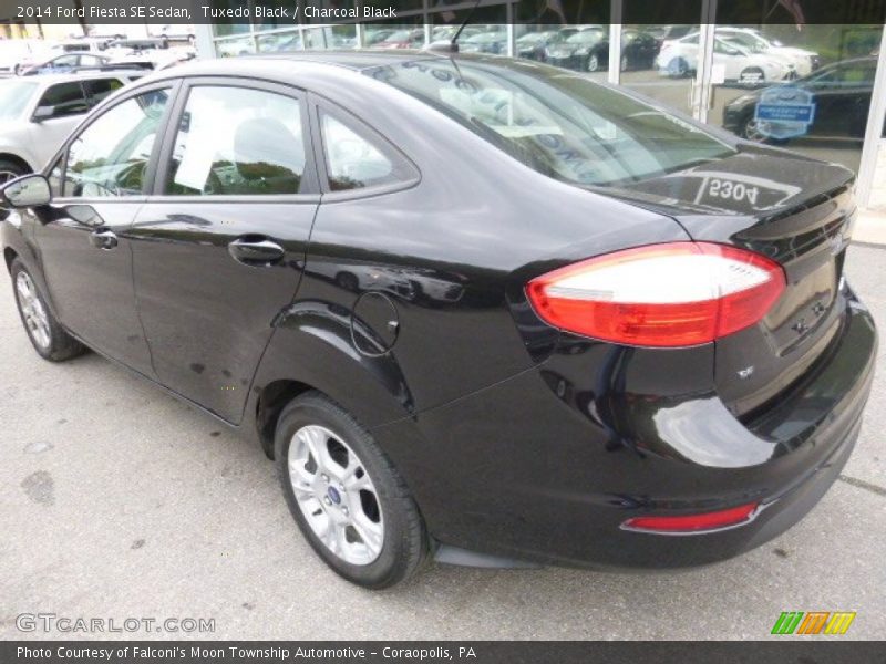 Tuxedo Black / Charcoal Black 2014 Ford Fiesta SE Sedan