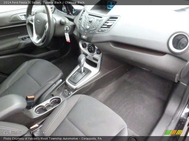 Tuxedo Black / Charcoal Black 2014 Ford Fiesta SE Sedan