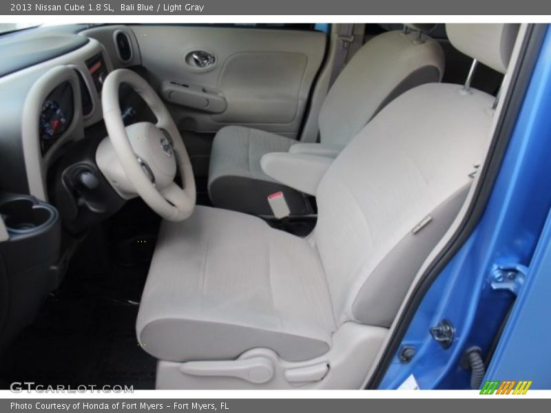 Bali Blue / Light Gray 2013 Nissan Cube 1.8 SL