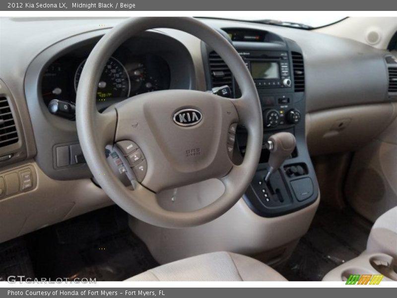 Midnight Black / Beige 2012 Kia Sedona LX