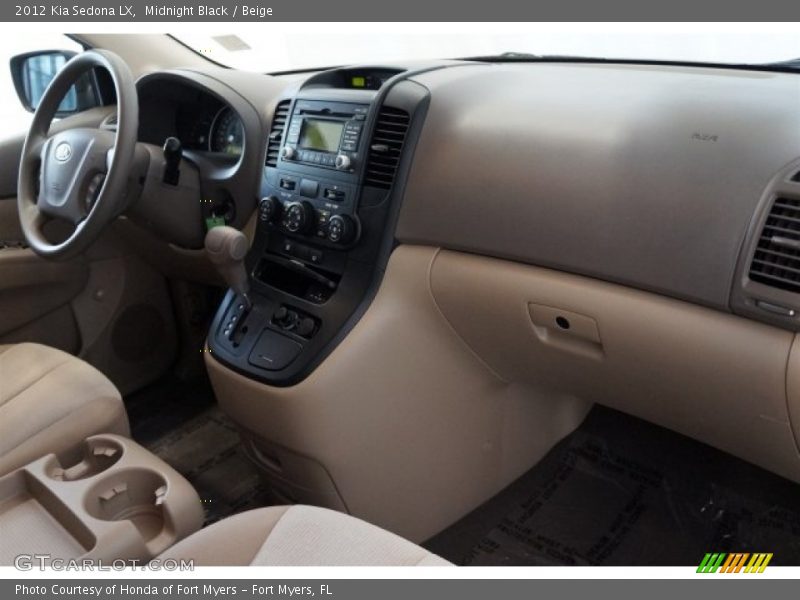 Midnight Black / Beige 2012 Kia Sedona LX