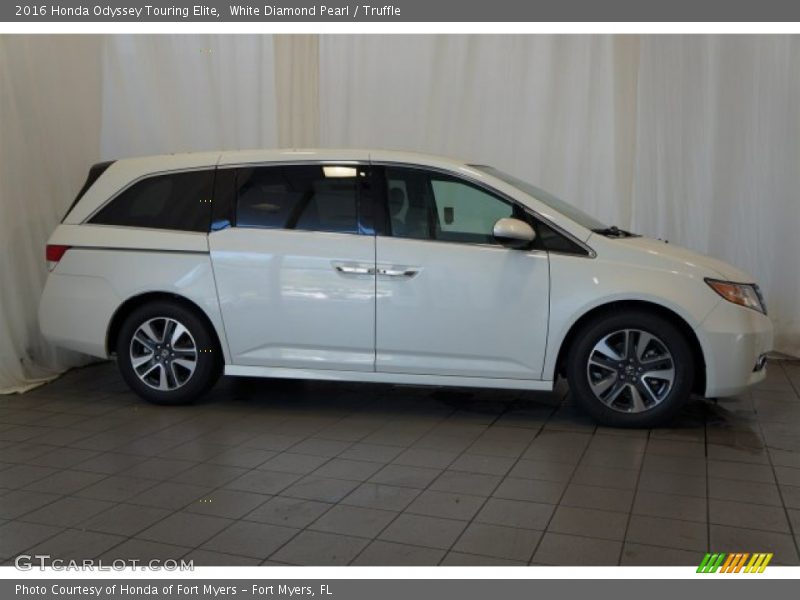 White Diamond Pearl / Truffle 2016 Honda Odyssey Touring Elite