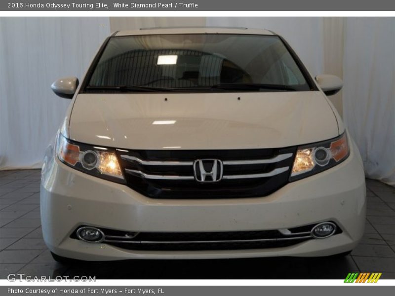 White Diamond Pearl / Truffle 2016 Honda Odyssey Touring Elite