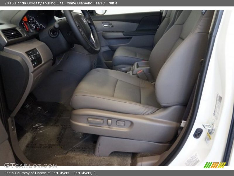 White Diamond Pearl / Truffle 2016 Honda Odyssey Touring Elite