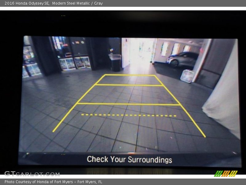 Modern Steel Metallic / Gray 2016 Honda Odyssey SE