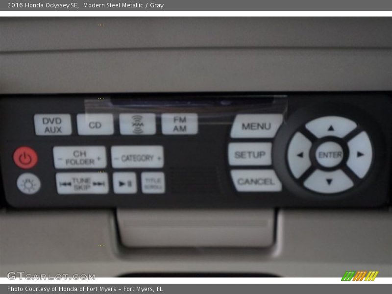 Modern Steel Metallic / Gray 2016 Honda Odyssey SE