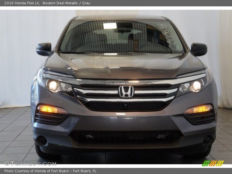 Modern Steel Metallic / Gray 2016 Honda Pilot LX