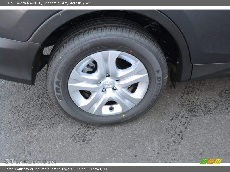 Magnetic Gray Metallic / Ash 2015 Toyota RAV4 LE