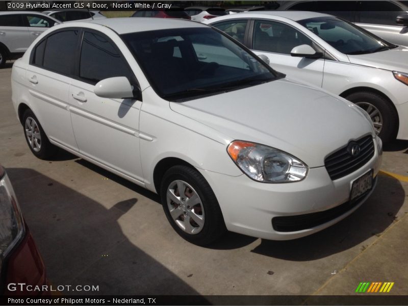 Nordic White / Gray 2009 Hyundai Accent GLS 4 Door