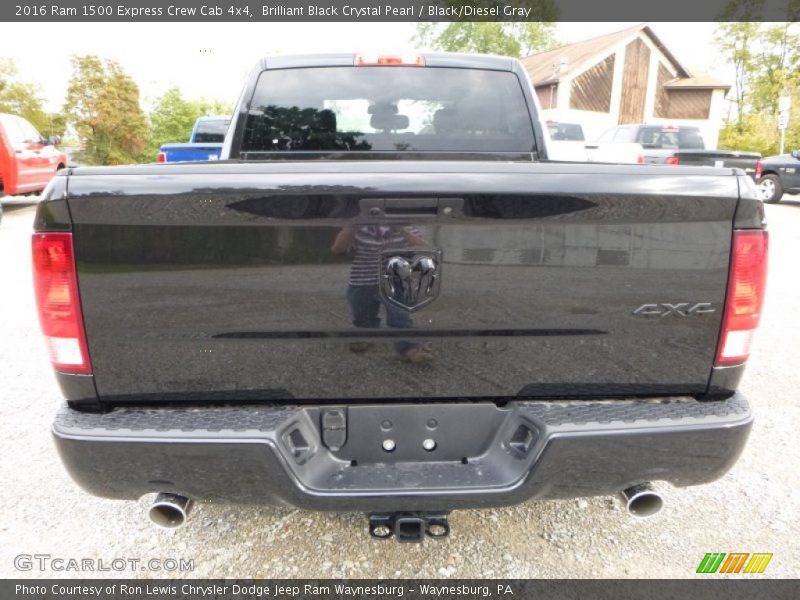 Brilliant Black Crystal Pearl / Black/Diesel Gray 2016 Ram 1500 Express Crew Cab 4x4