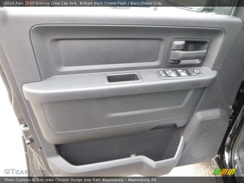 Brilliant Black Crystal Pearl / Black/Diesel Gray 2016 Ram 1500 Express Crew Cab 4x4