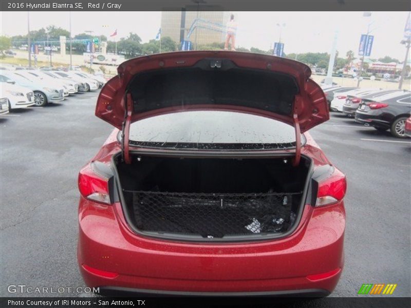 Red / Gray 2016 Hyundai Elantra SE