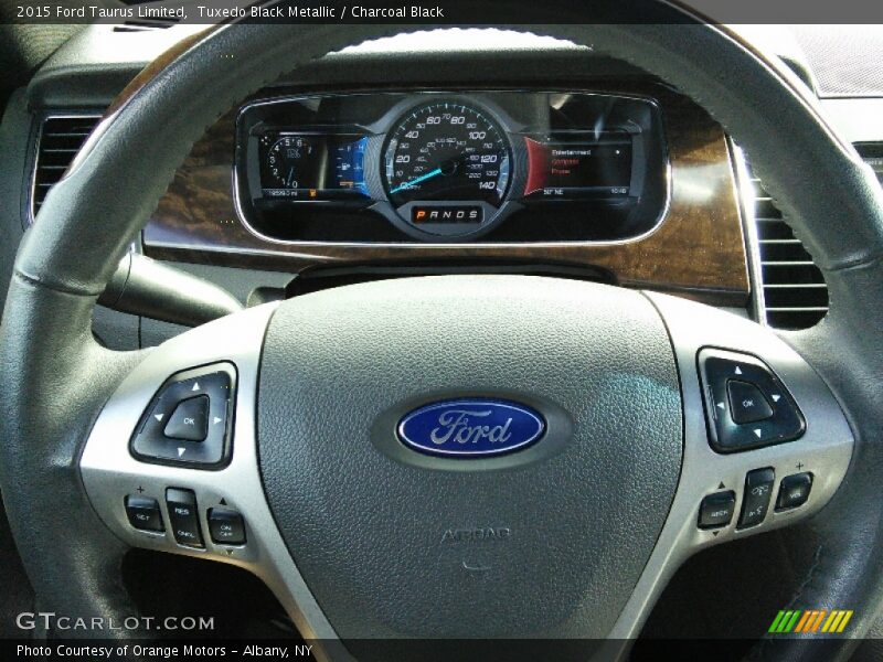 Tuxedo Black Metallic / Charcoal Black 2015 Ford Taurus Limited
