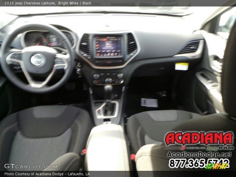 Bright White / Black 2016 Jeep Cherokee Latitude