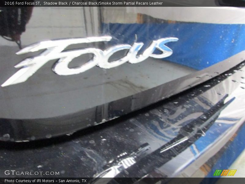 Shadow Black / Charcoal Black/Smoke Storm Partial Recaro Leather 2016 Ford Focus ST