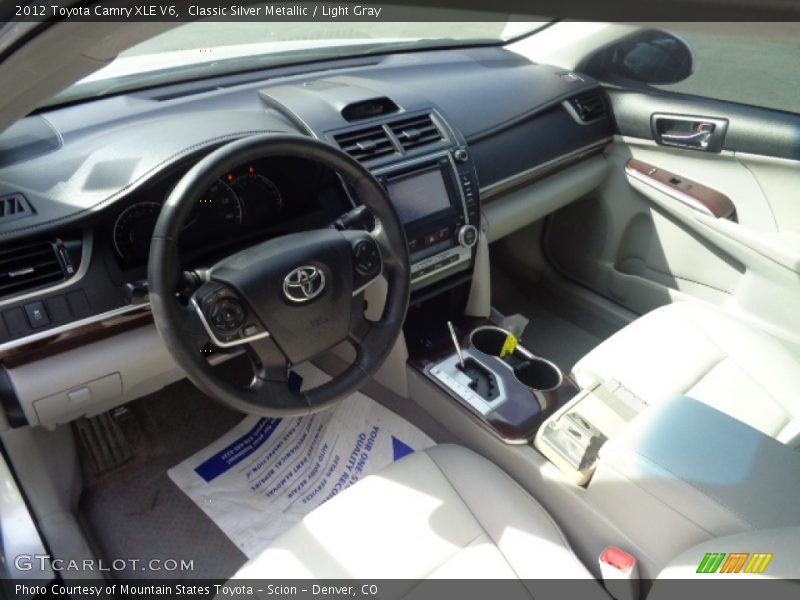 Classic Silver Metallic / Light Gray 2012 Toyota Camry XLE V6