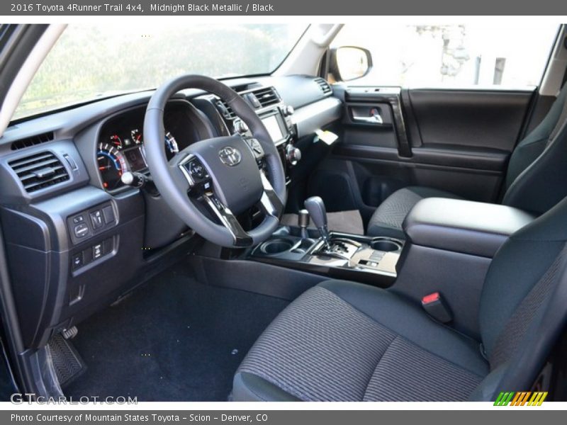 Midnight Black Metallic / Black 2016 Toyota 4Runner Trail 4x4