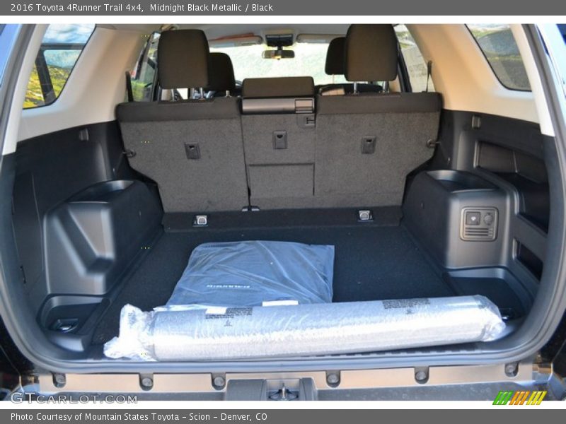 Midnight Black Metallic / Black 2016 Toyota 4Runner Trail 4x4