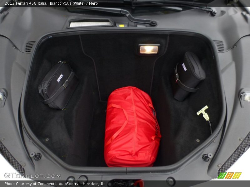  2013 458 Italia Trunk