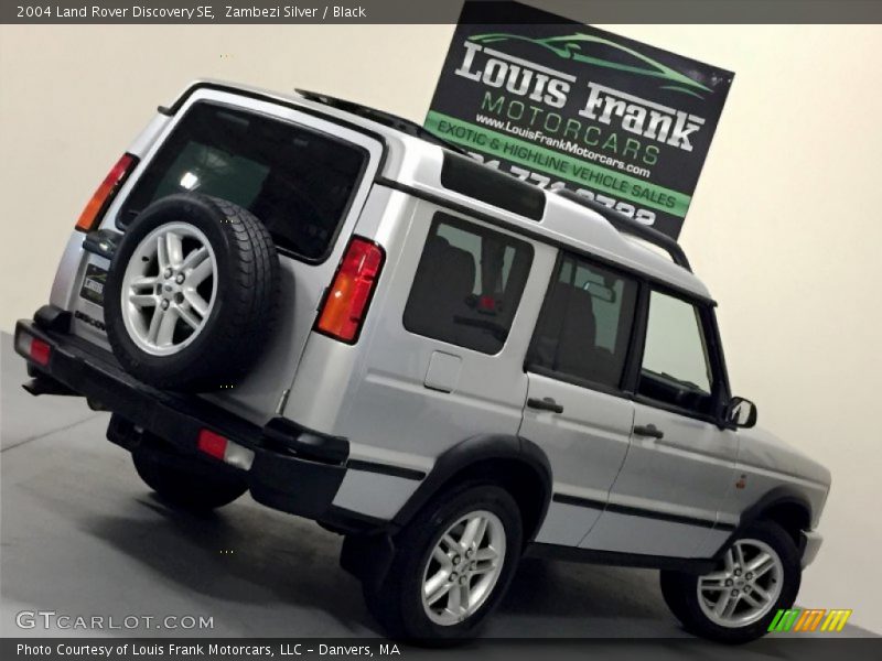 Zambezi Silver / Black 2004 Land Rover Discovery SE