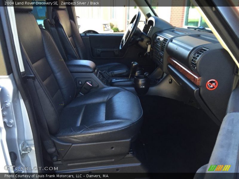 Zambezi Silver / Black 2004 Land Rover Discovery SE