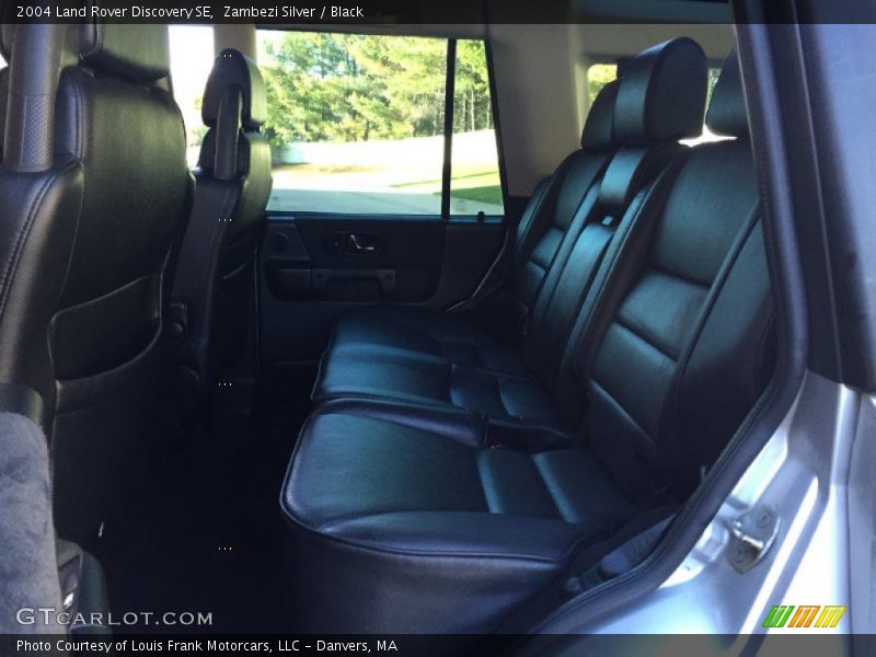 Zambezi Silver / Black 2004 Land Rover Discovery SE