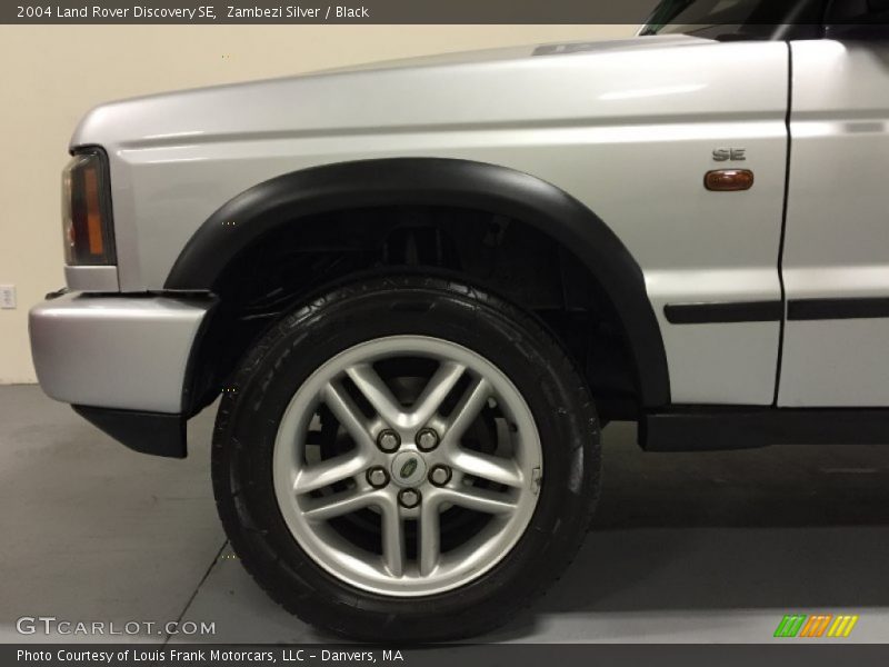 Zambezi Silver / Black 2004 Land Rover Discovery SE
