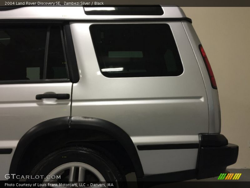 Zambezi Silver / Black 2004 Land Rover Discovery SE