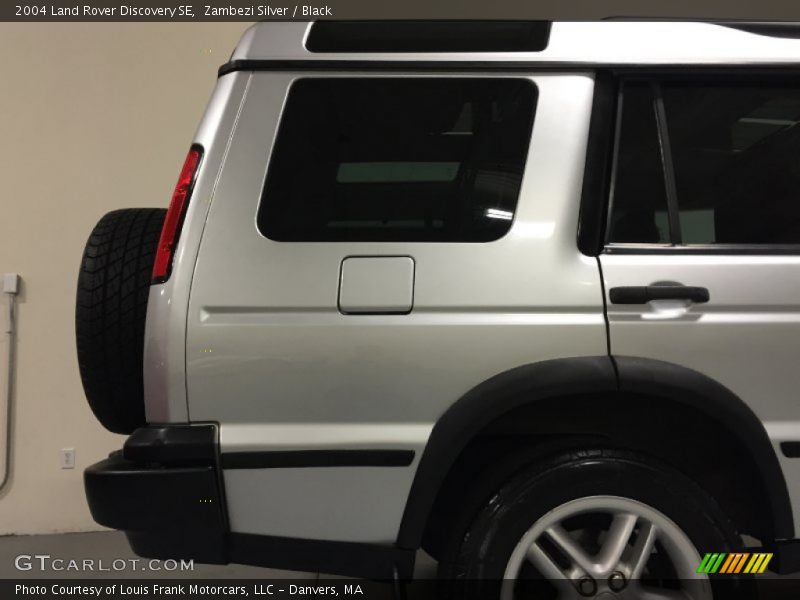 Zambezi Silver / Black 2004 Land Rover Discovery SE