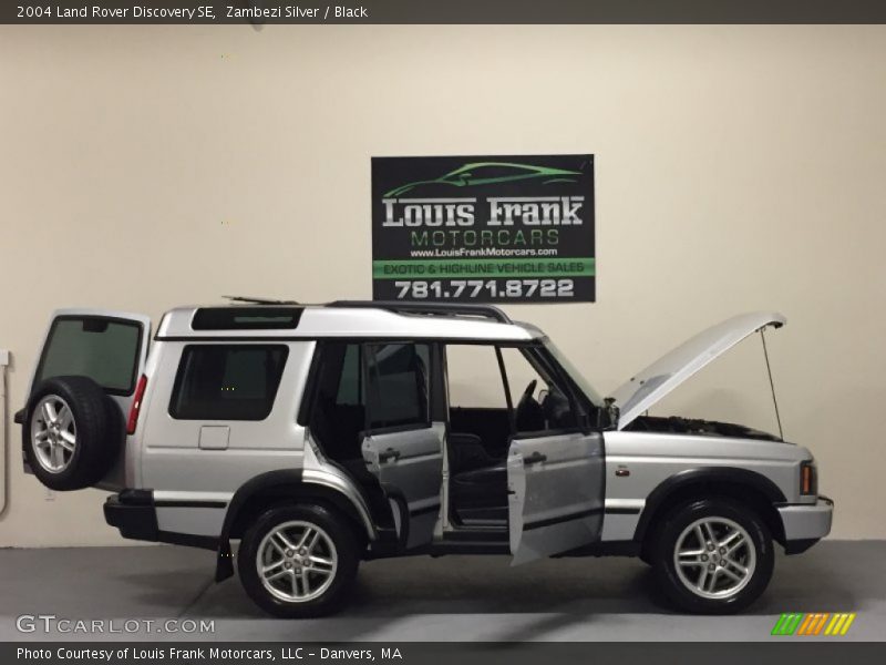 Zambezi Silver / Black 2004 Land Rover Discovery SE