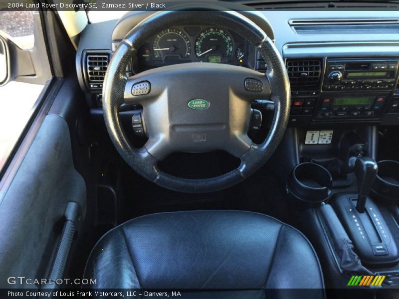 Zambezi Silver / Black 2004 Land Rover Discovery SE