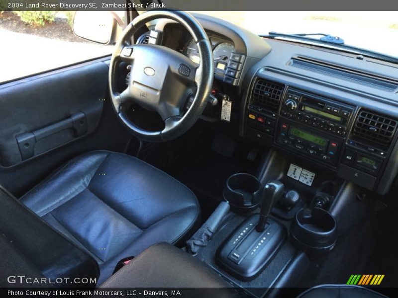 Zambezi Silver / Black 2004 Land Rover Discovery SE