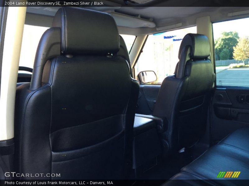 Zambezi Silver / Black 2004 Land Rover Discovery SE