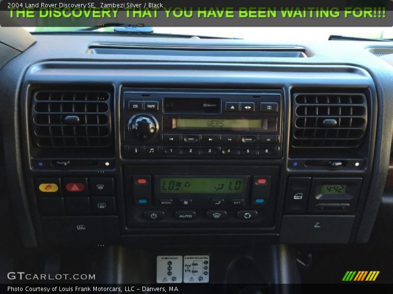 Zambezi Silver / Black 2004 Land Rover Discovery SE