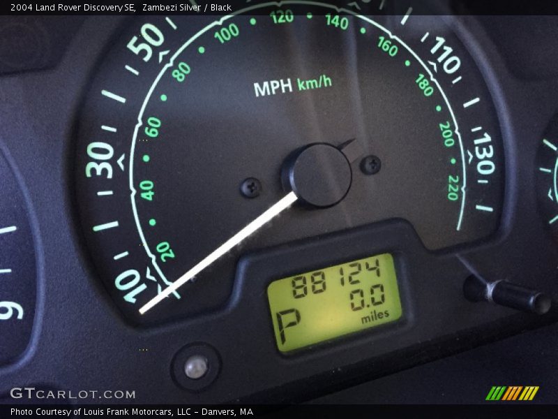 Zambezi Silver / Black 2004 Land Rover Discovery SE