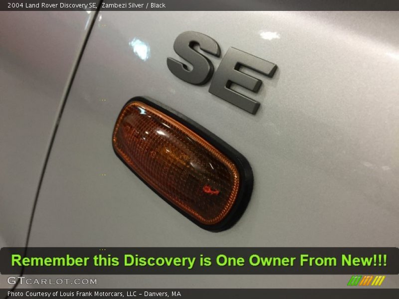 Zambezi Silver / Black 2004 Land Rover Discovery SE