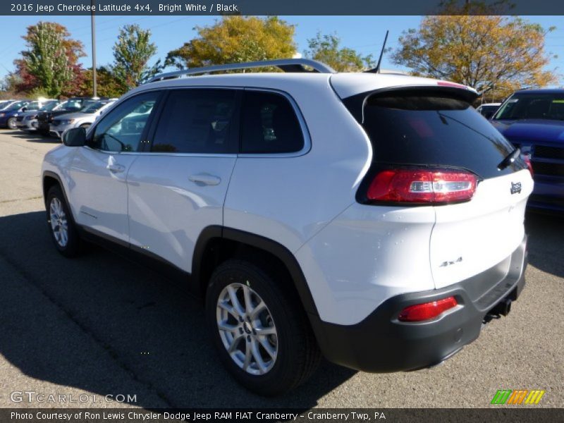 Bright White / Black 2016 Jeep Cherokee Latitude 4x4