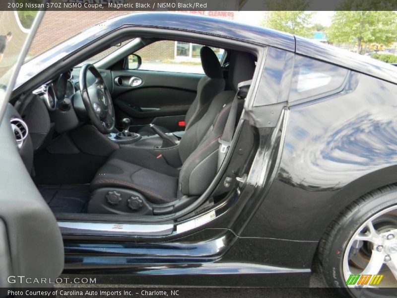 Magnetic Black / NISMO Black/Red 2009 Nissan 370Z NISMO Coupe