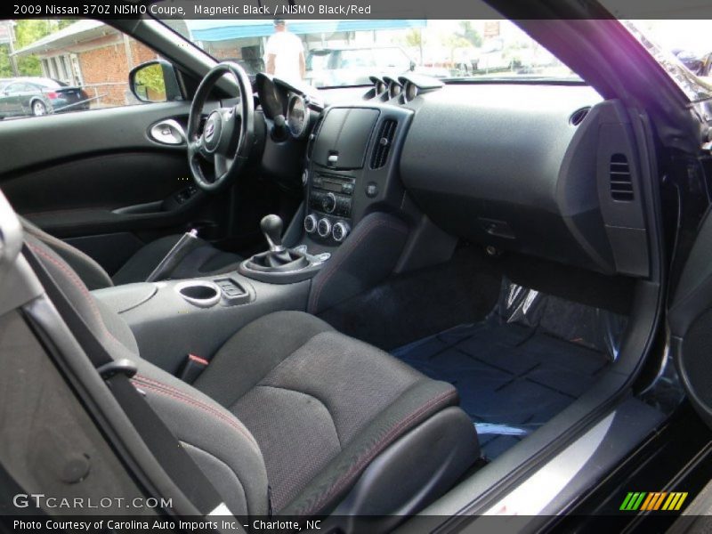 Magnetic Black / NISMO Black/Red 2009 Nissan 370Z NISMO Coupe