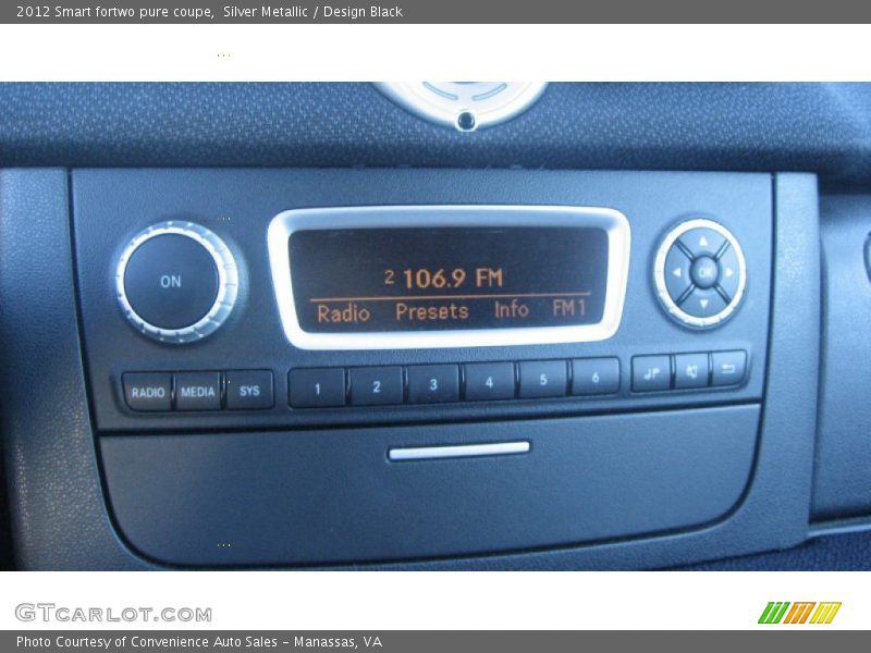 Silver Metallic / Design Black 2012 Smart fortwo pure coupe