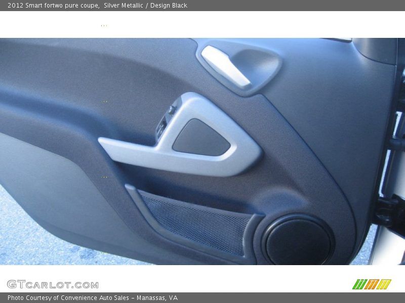 Silver Metallic / Design Black 2012 Smart fortwo pure coupe