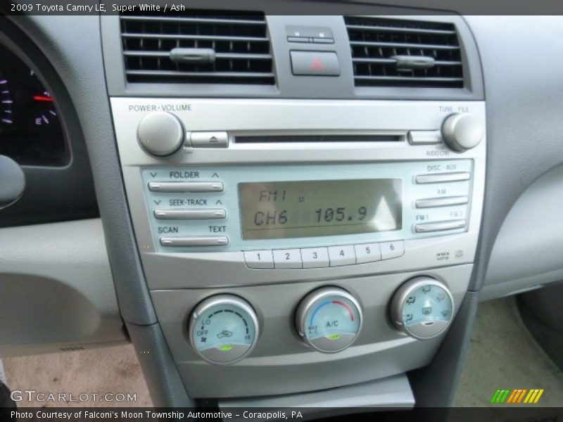 Super White / Ash 2009 Toyota Camry LE
